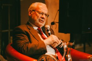 Podium erhard busek talk wuk figlhaus wien akademie für dialog und evangelisation